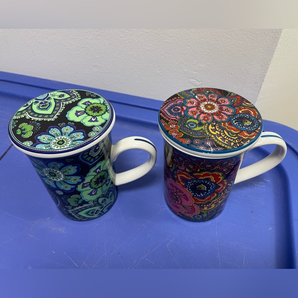 2 Gorgeous Paisley Vera Bradley Symphony in Hue & Blue Rhapsody Coffee Mugs/Lids - Picture 4 of 15